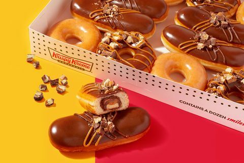 krispy kreme twix karamelli şeker çubuğu çörekler