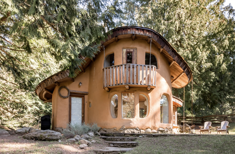 Cob Cottage, Mayne Island, Kanada