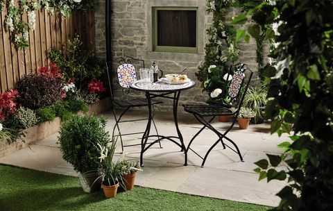 Aldi bahçe mobilya takımları, mozaik masa