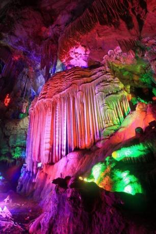 kamış flüt mağarası