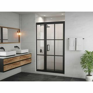 Çerçeveli Menteşe Duş Kapısı ve Siyah ve Şeffaf Cam Saplı Inline Panel
