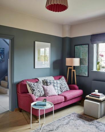 cesur tonlar çarpıcı desenler aile cazibesi ve karakteri cheshire yeni inşa edilmiş mutfak oturma odası koridor yatak odası modern scandi kanepe yastıkları
