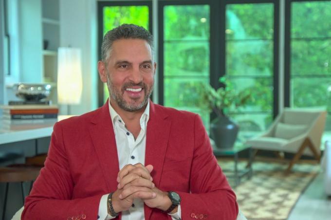 beverly hills cr'yi satın almaktan beverly hills mauricio umansky'yi satın almak netflix © 2022 netflix, inc'nin izniyle