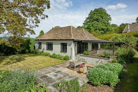 robbie williams'ın kır evi, compton bassett evi, wiltshire'da satılık