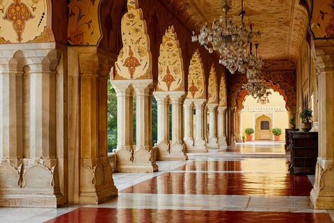 Royal Diana Palace Jaipur, Princess Diana'nın ziyaret ettiği kitap