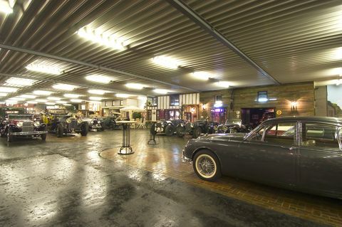Klasik otomobil müzesi