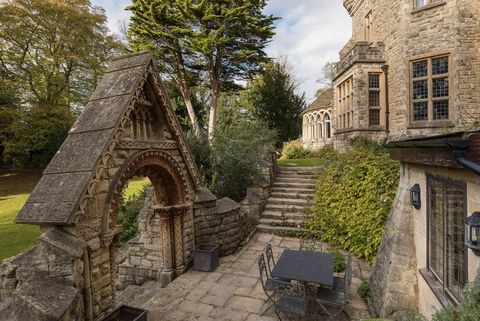 Grade I Listelenen Satılık Devts Castle Wiltshire -