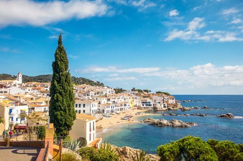 Girona eyaleti, Katalonya pastoral Costa Brava sahil kasabası