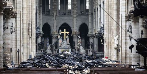 notre dame yangın hasarı