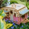 Bu Vintage Camper Birdhouse, Arka Bahçenizde Birinci Sınıf Gayrimenkul Yaratacak