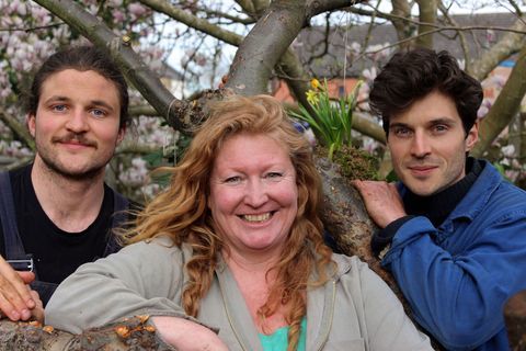 Garden Rescue - ikinci seri - Charlie Dimmock, David Rich, Harry Rich - Zengin kardeşler