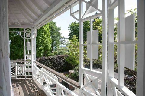 Pagoda House balcony, Winchester, Savills