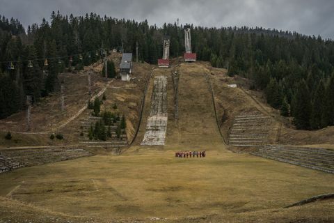 Saraybosna yakınlarında kayakla atlama tepesi