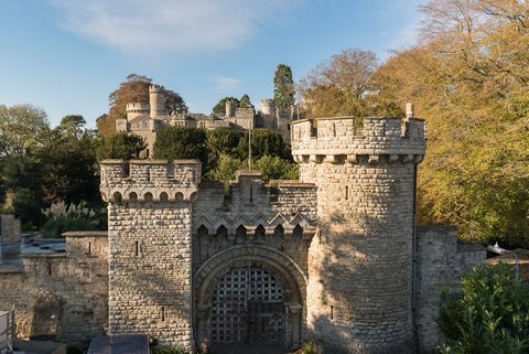 Grade I Listelenen Satılık Devts Castle Wiltshire -