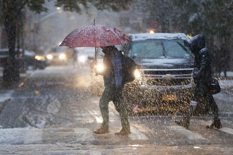 New York City Sezonun İlk Kar Yağışı Oldu